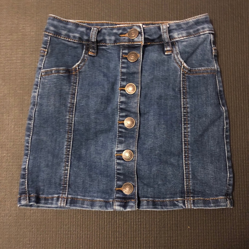 Denis skirt